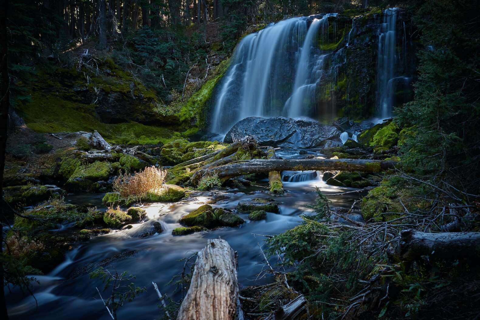 tumalo falls